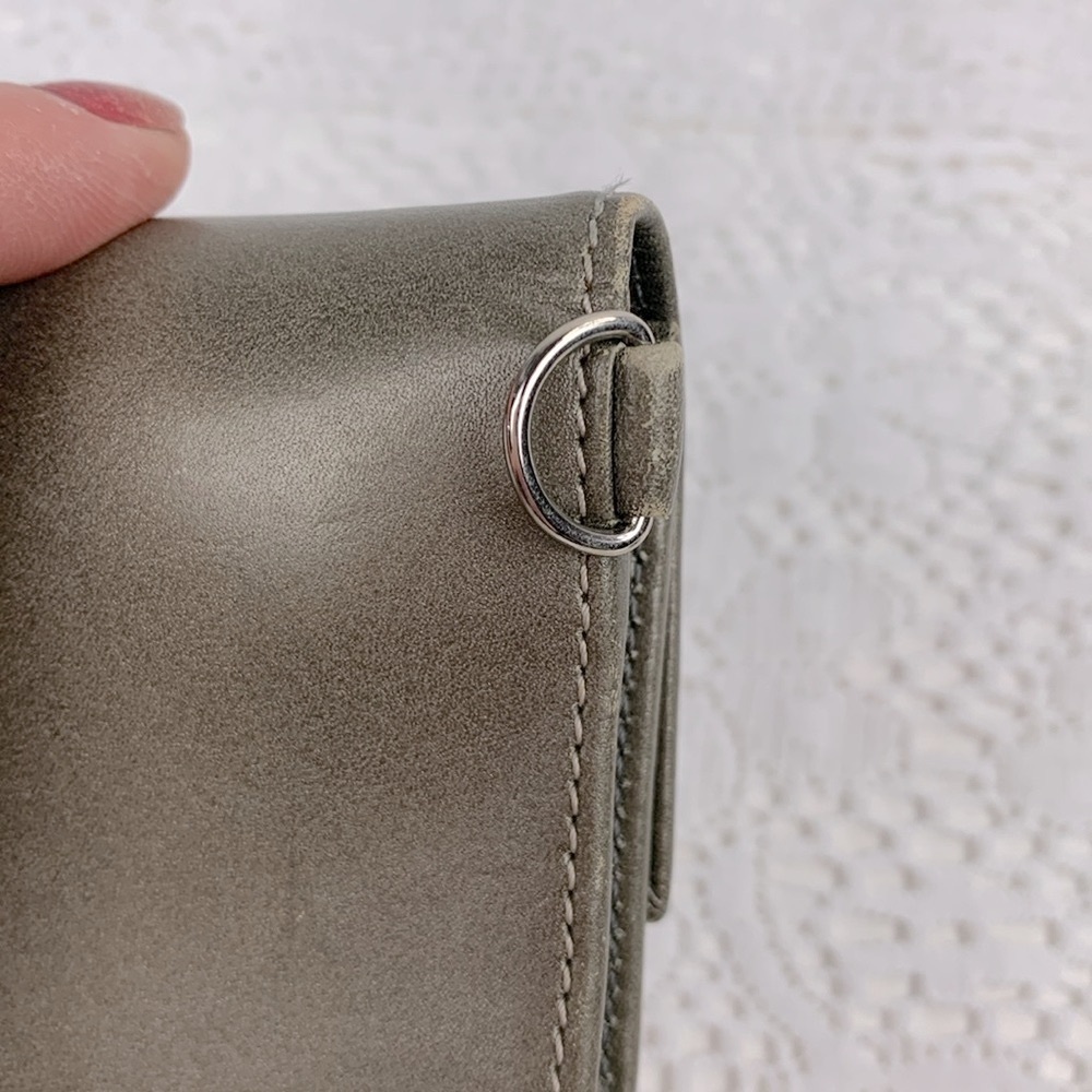 Vintage Coach Leather Wallet Gray Silver Clasp opening Zip Pocket Signature C - Picture 16 of 17